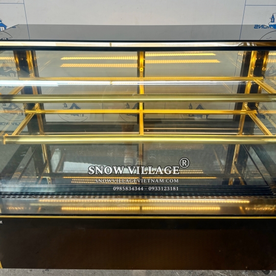 Tủ bánh kem kính cong 1.5m 3 tầng