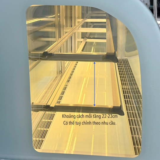 Tủ bánh kem kính cong 1.5m 3 tầng